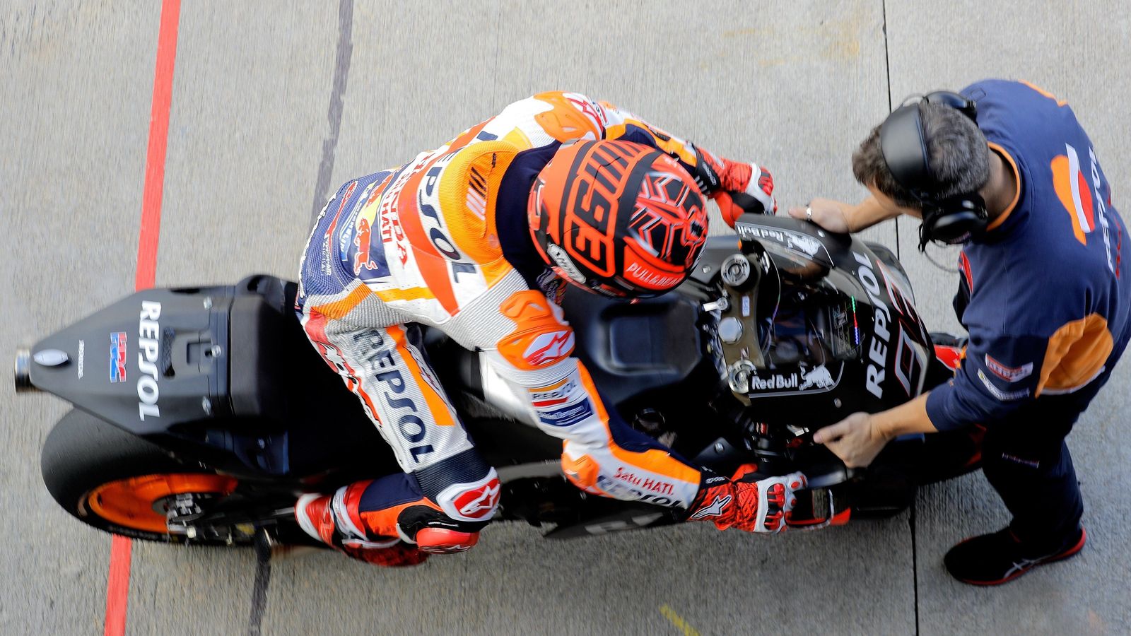 Marc Márquez, en los entrenamientos de ayer en Cheste.
