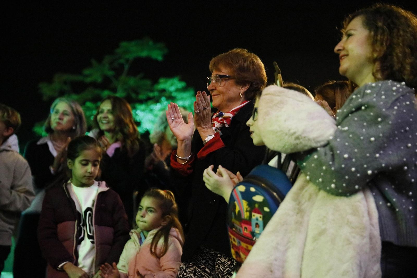 Las imágenes del encendido de la iluminación navideña en el Hospital Torrecárdenas de Almería