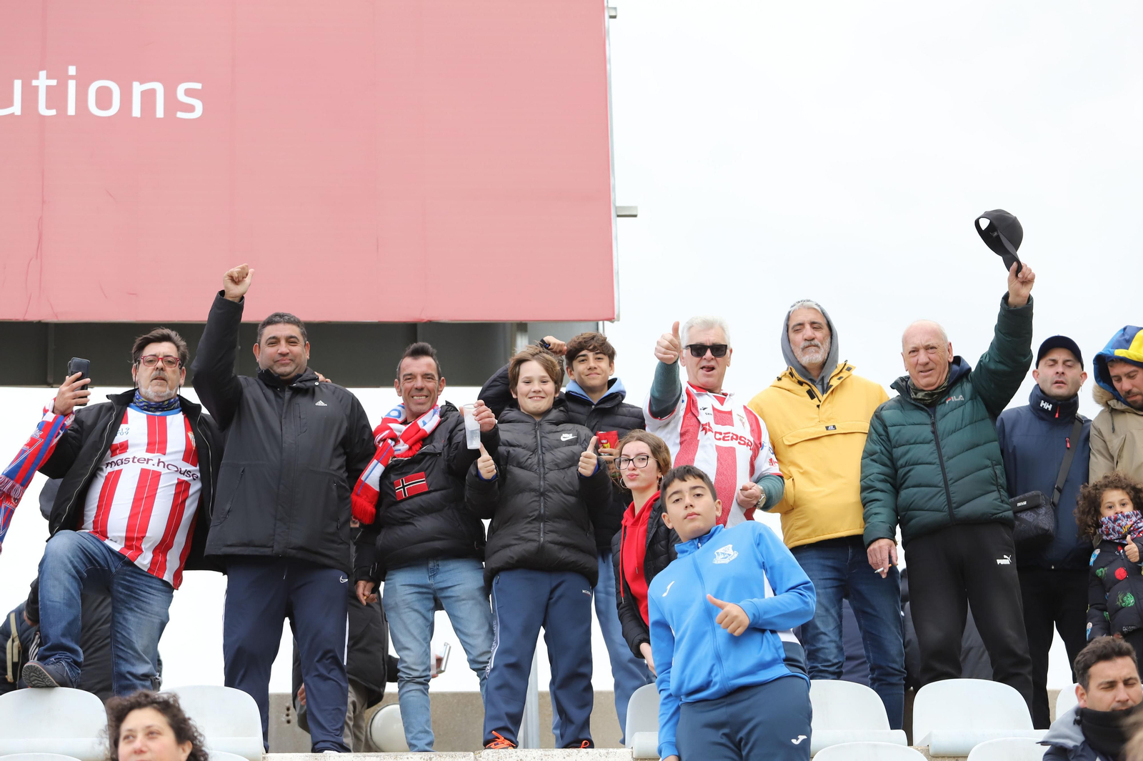 Búscate en el Algeciras CF-Recreativo Granada de Primera Federación