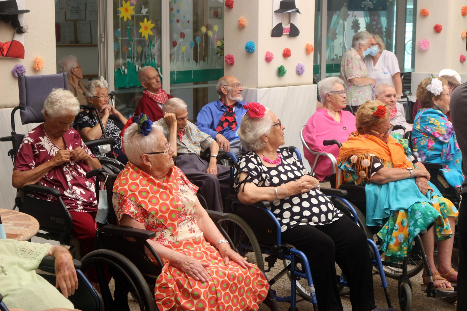 'Feria de Primavera' en la Residencia Vedruna de Puerto Real