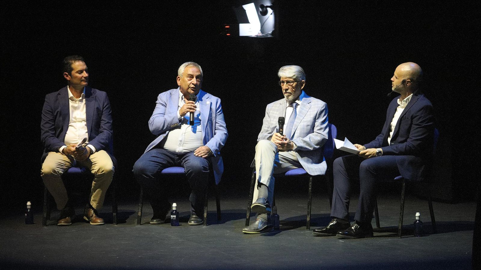 Representantes de ARO