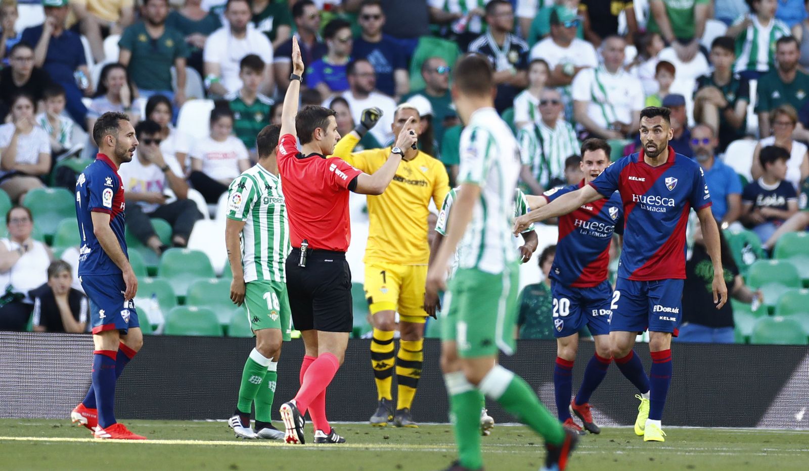 Las imágenes del Betis-Huesca