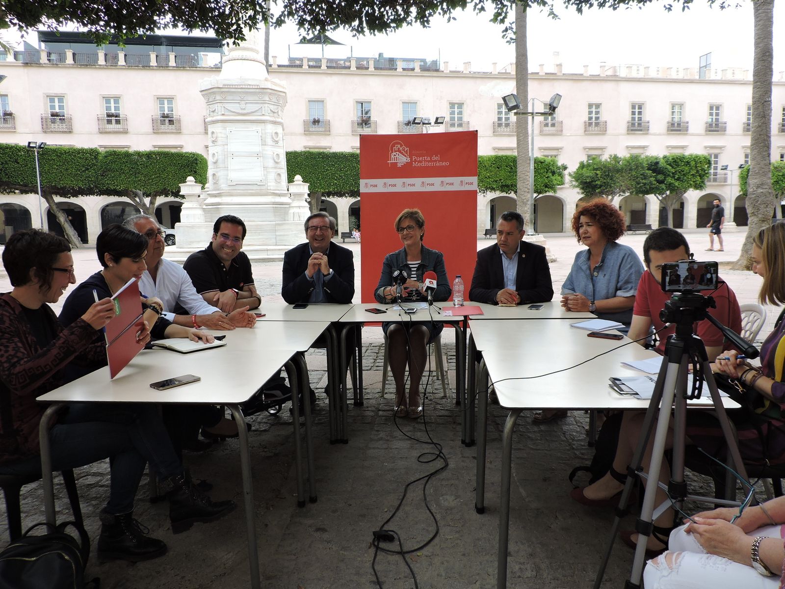 Foto general de balance campaña del PSOE