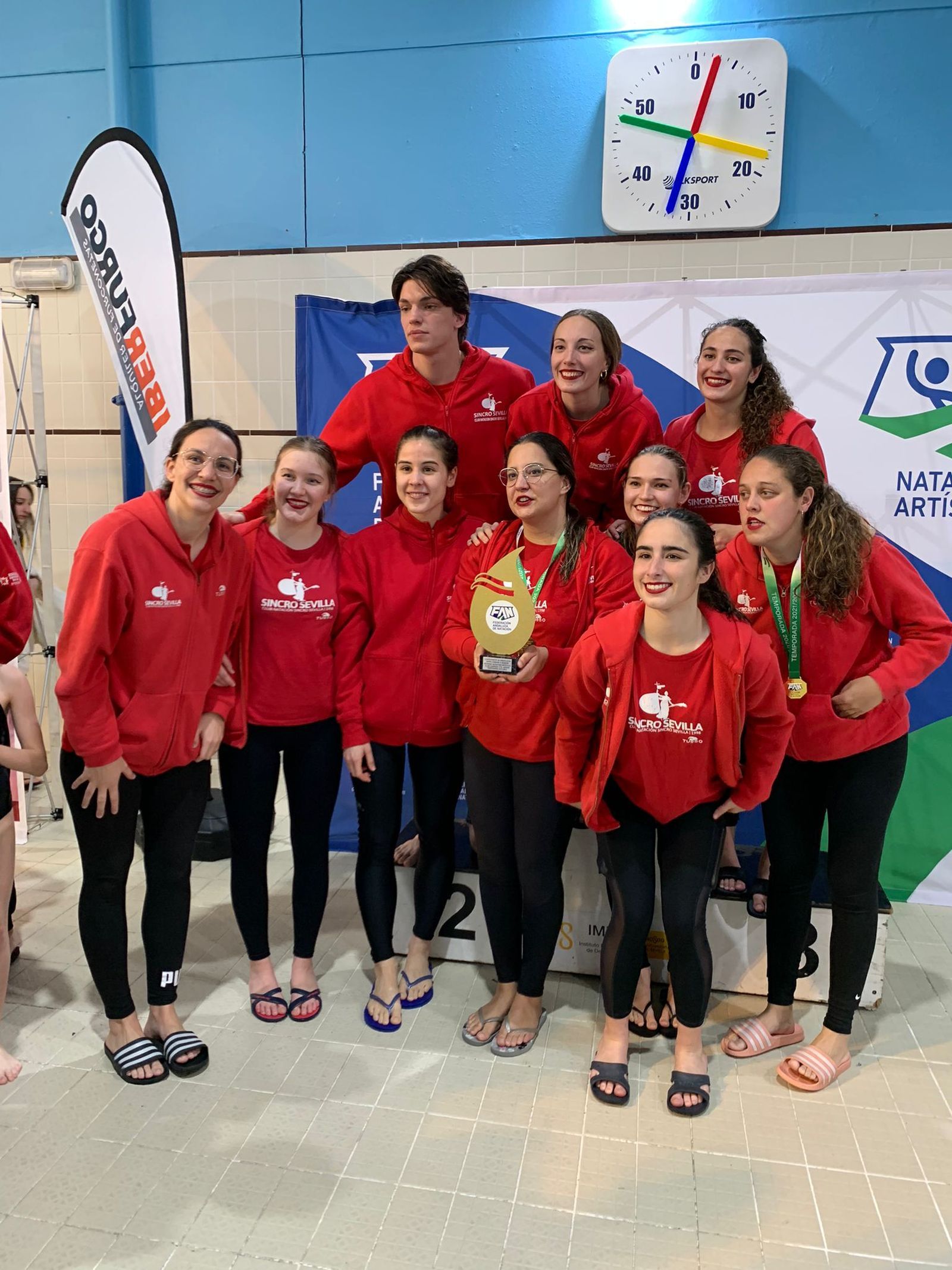 El equipo sénior del Sincro Sevilla.