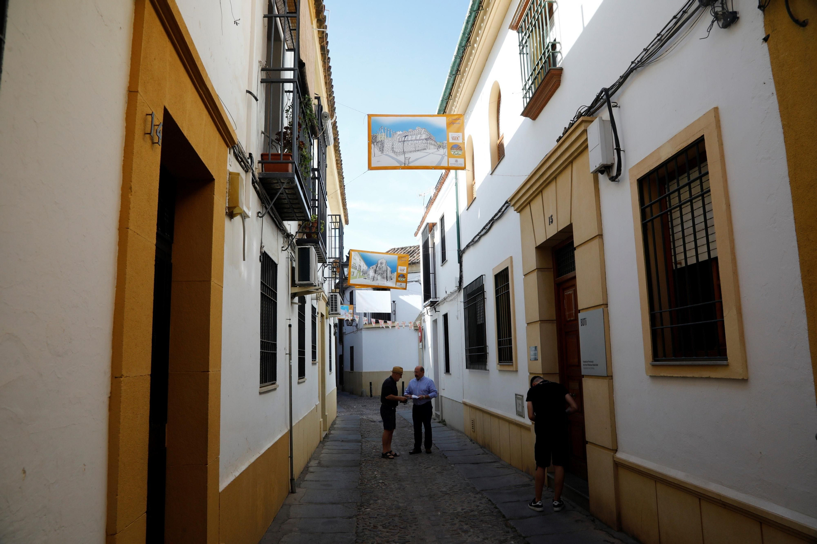La calle Imágenes de Córdoba se llena de arte, en fotografías