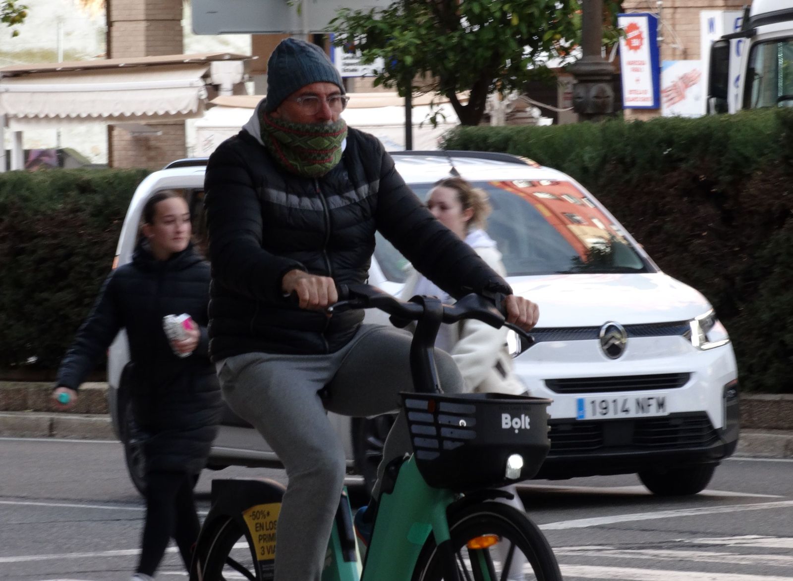 Fotografías de ambiente en la mañana del jueves