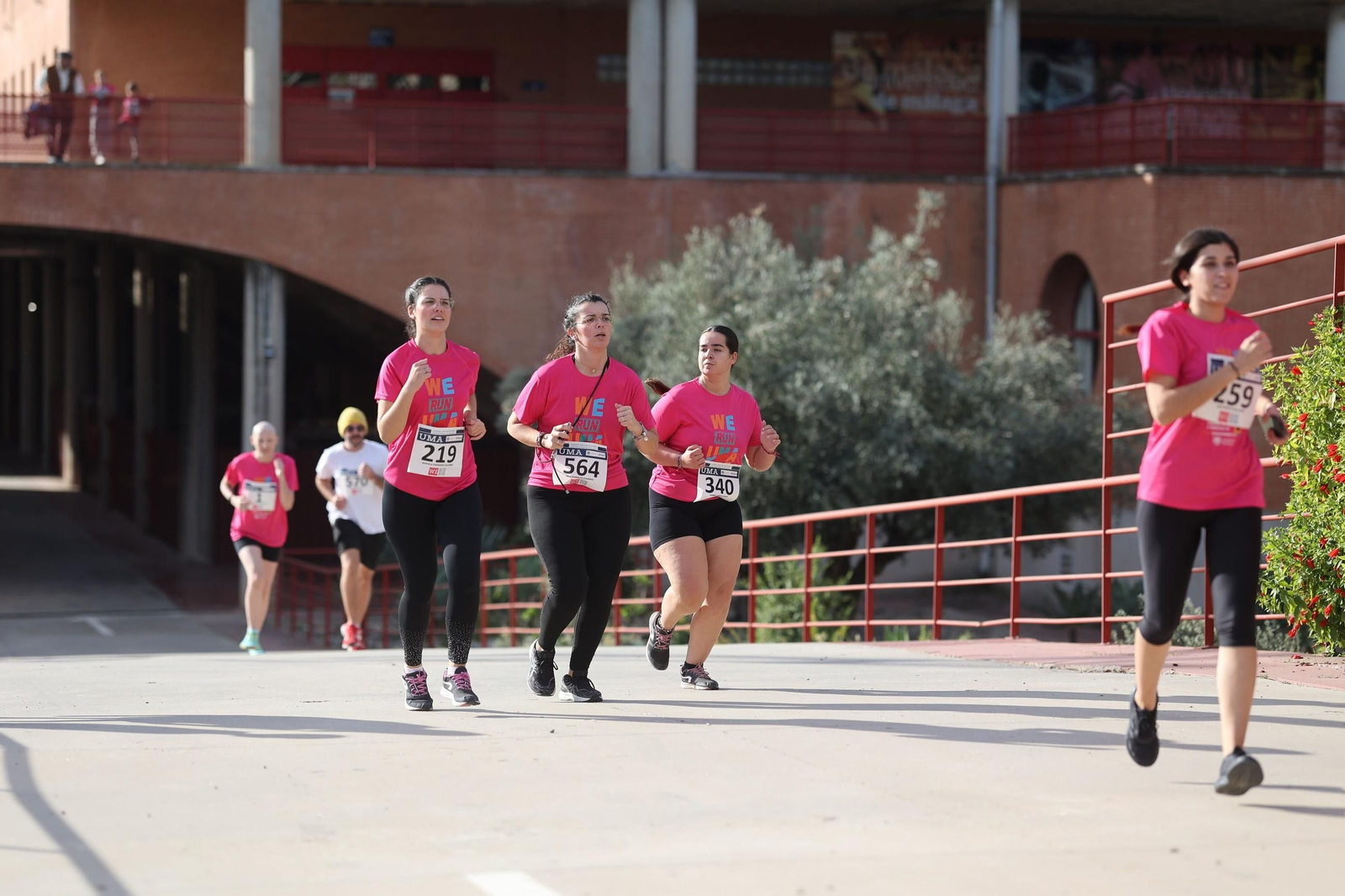 La carrera solidaria We Run de la UMA, en fotos