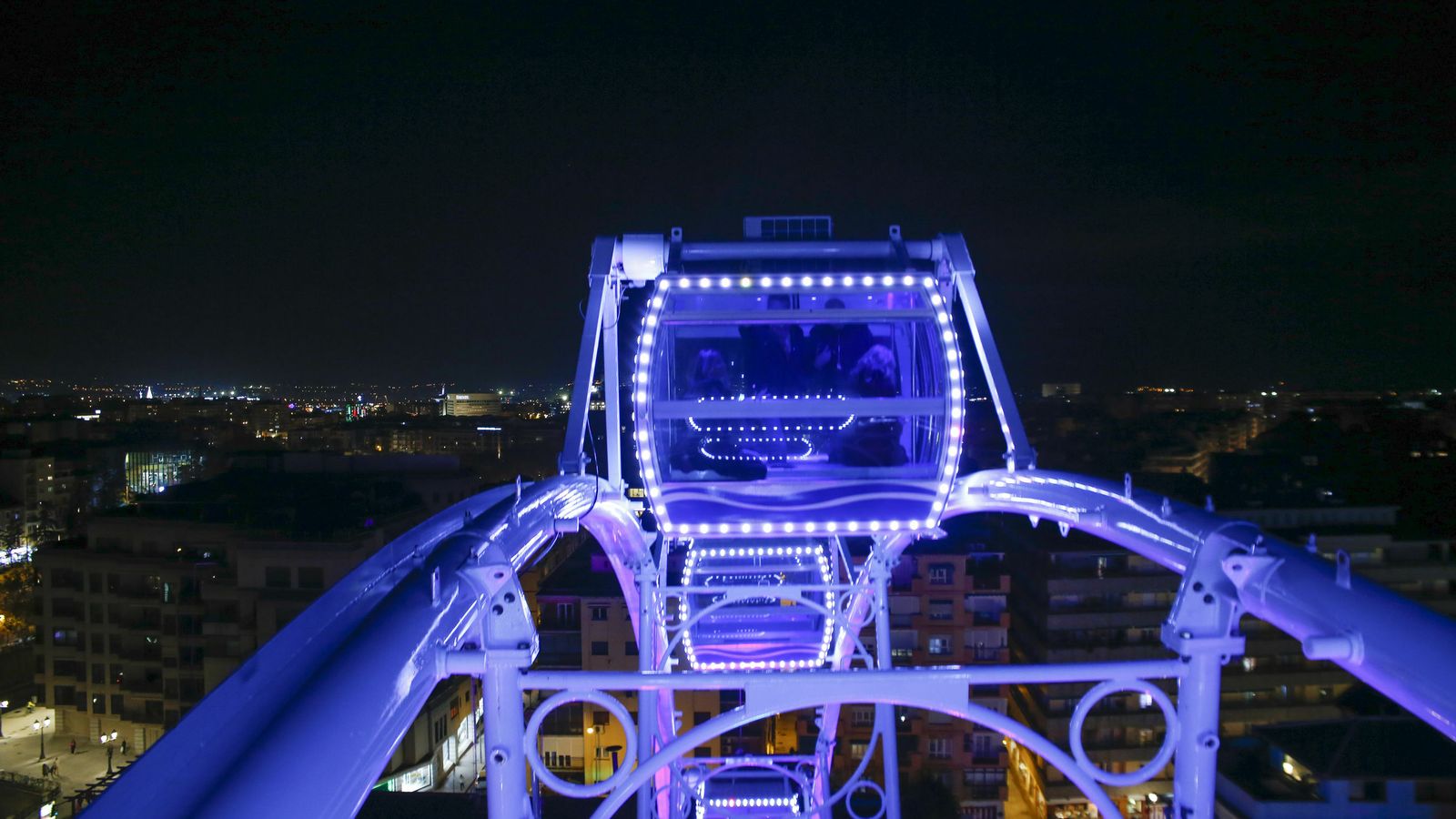 Vista nocturna desde la noria.