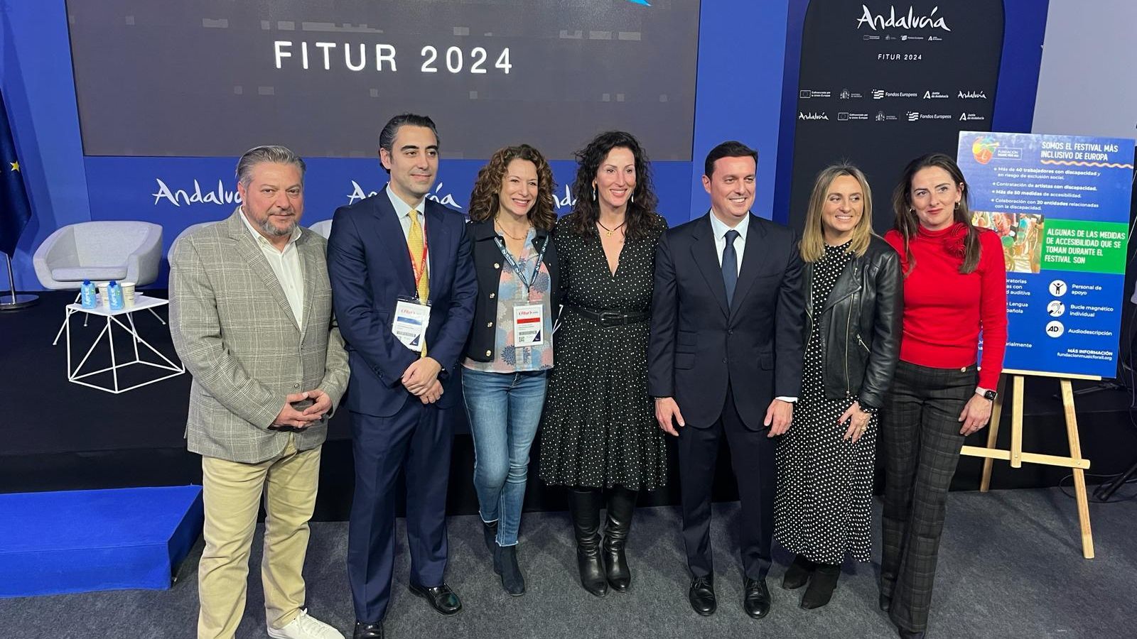 Las alcaldesas de Almería y Granada junto a representantes públicos de Diputación y Junta