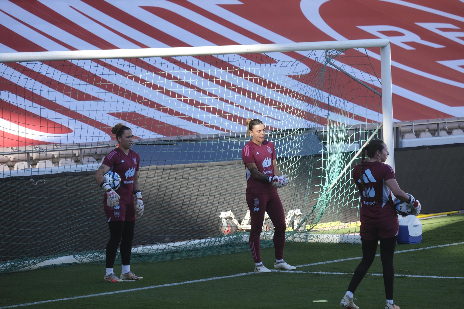 Las mejores fotografías del entrenamiento de España en El Arcángel antes de jugar ante Suiza