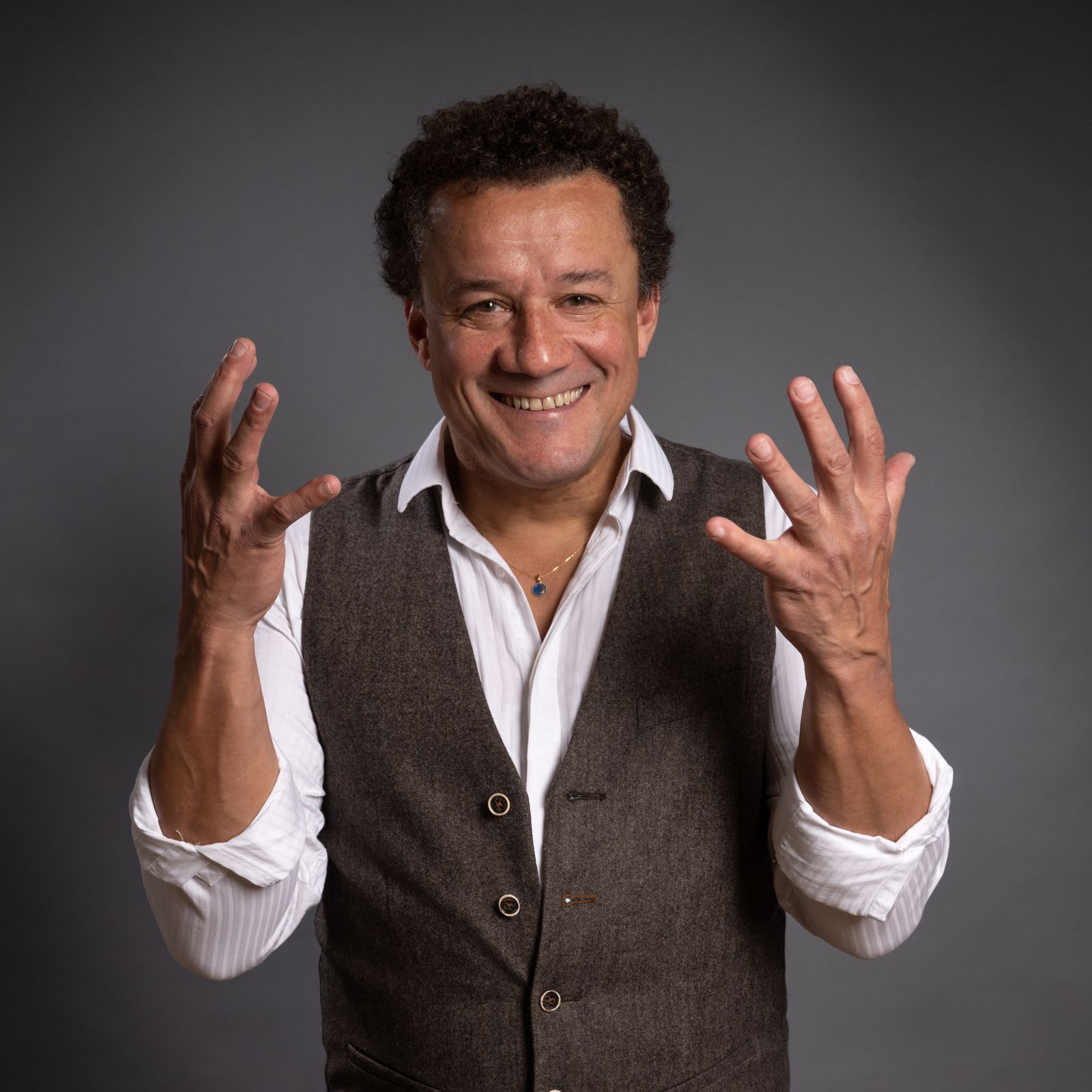 “No soy muy fan del Rap ni del Hip Hop, pero me encanta James Brown”