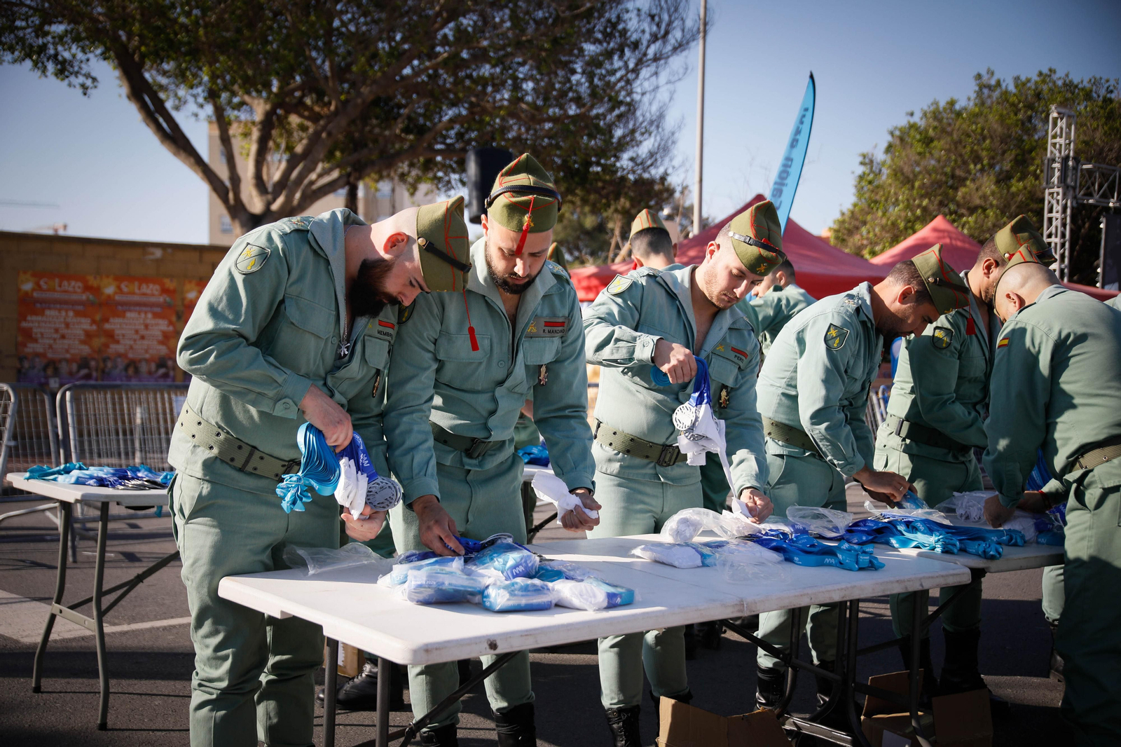 Imágenes de la salida de la Media maratón Ciudad de Almería