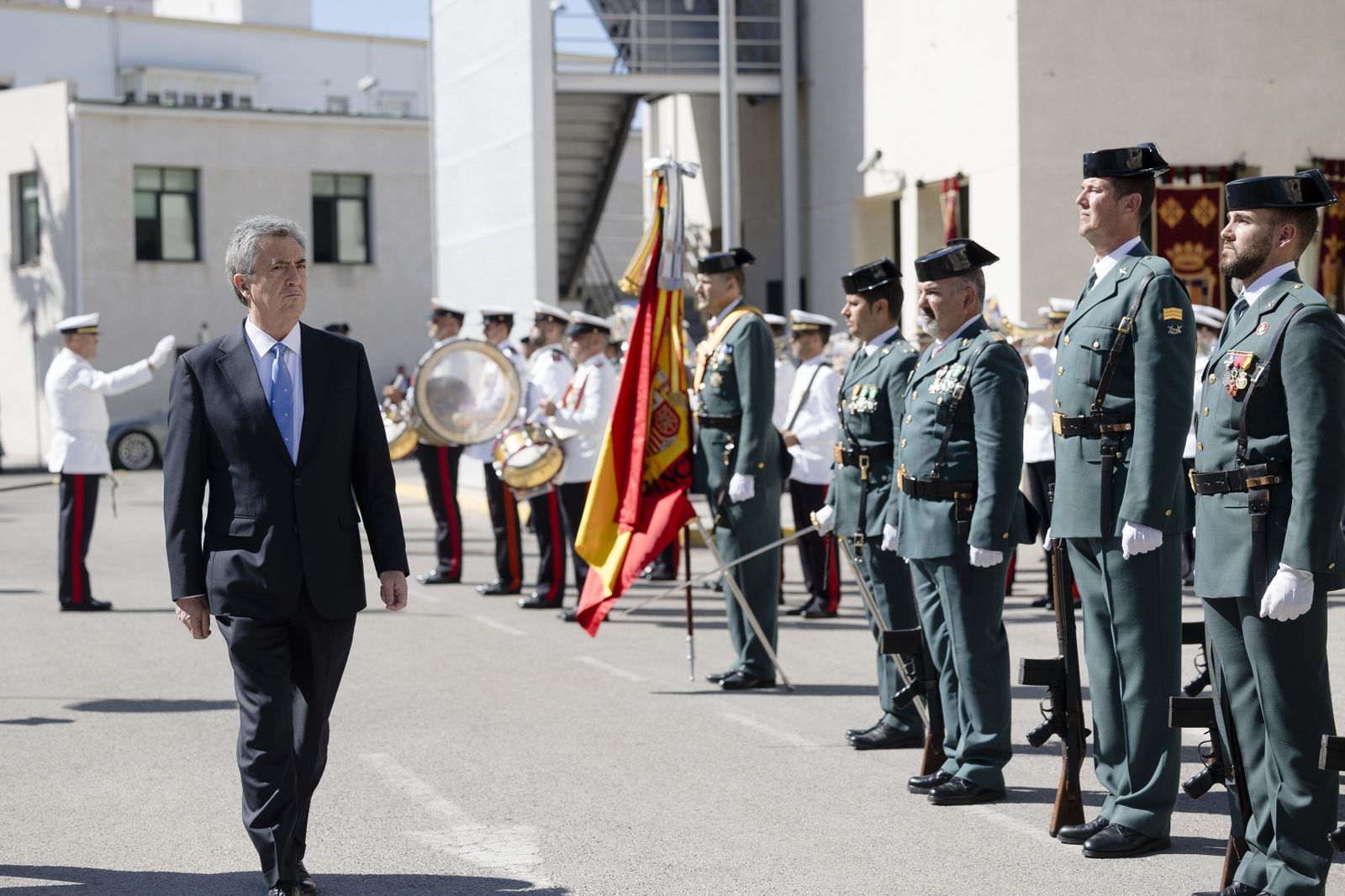 Toma de posesión del coronel Luis Martín Velasco como jefe de la Comandancia de la Guardia Civil  de Cádiz
