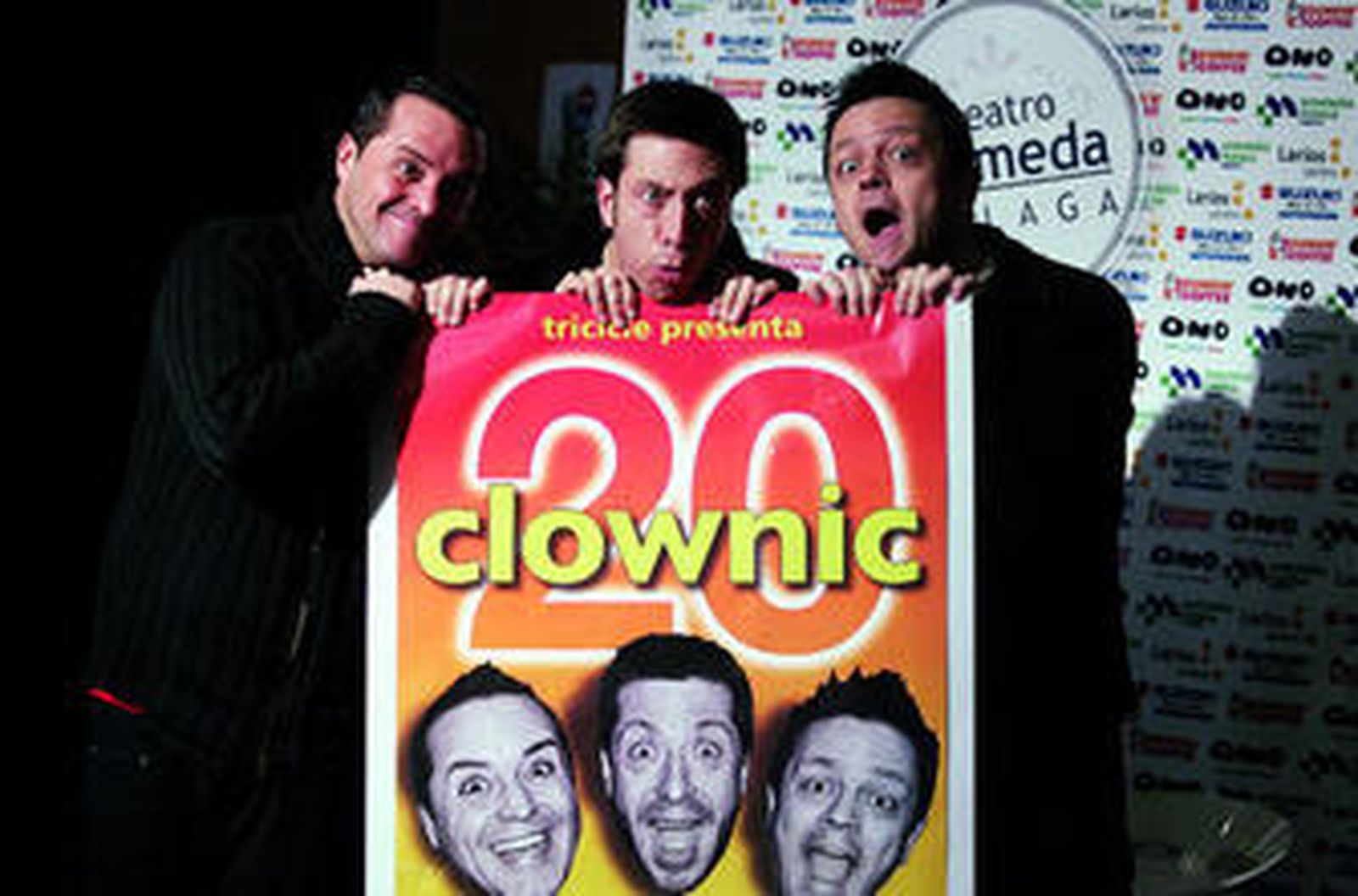 Los tres actores de Clownic, ayer en el Teatro Alameda.