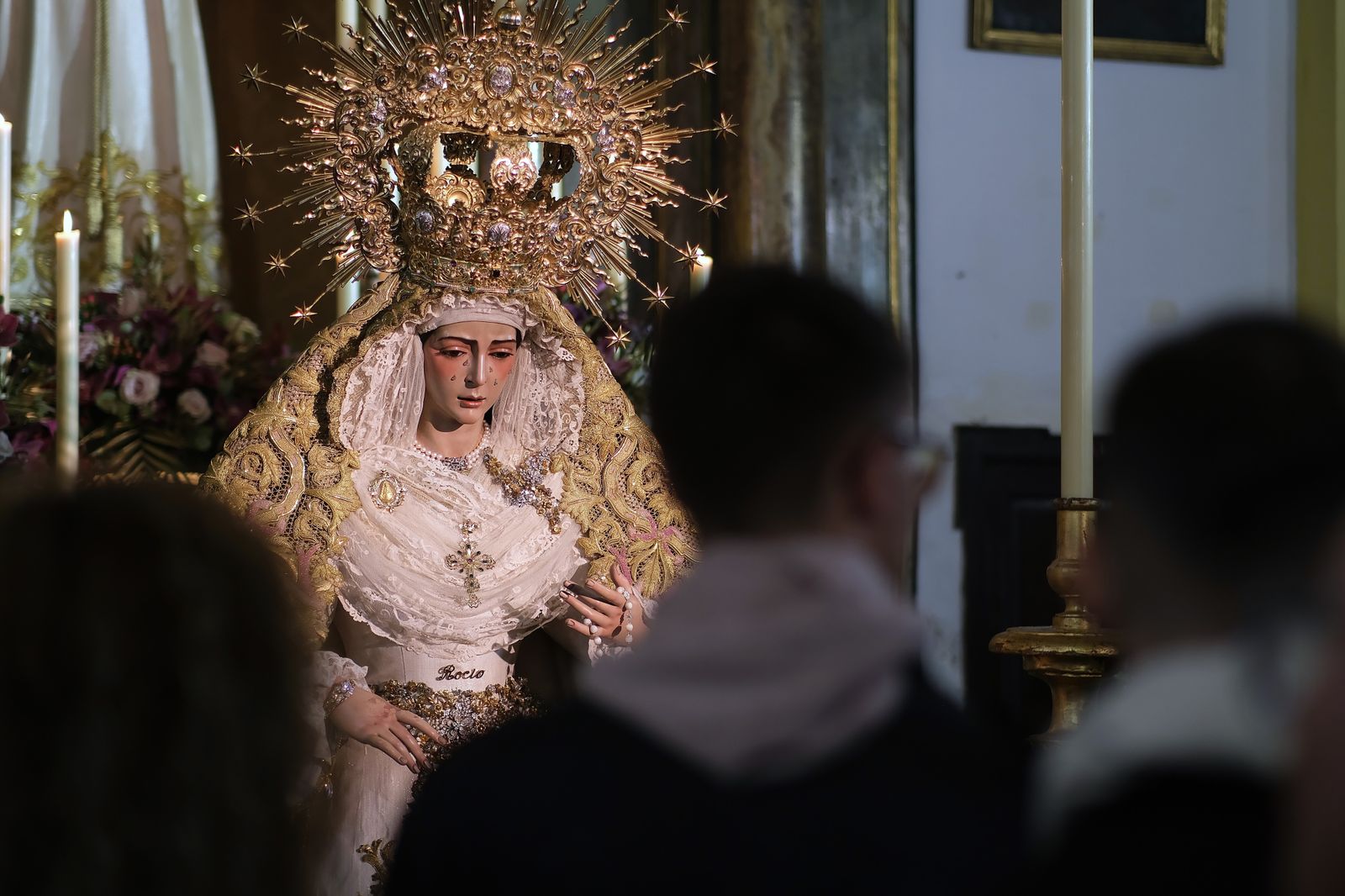 Las imágenes del besamanos a la Virgen del Rocío de la Redención