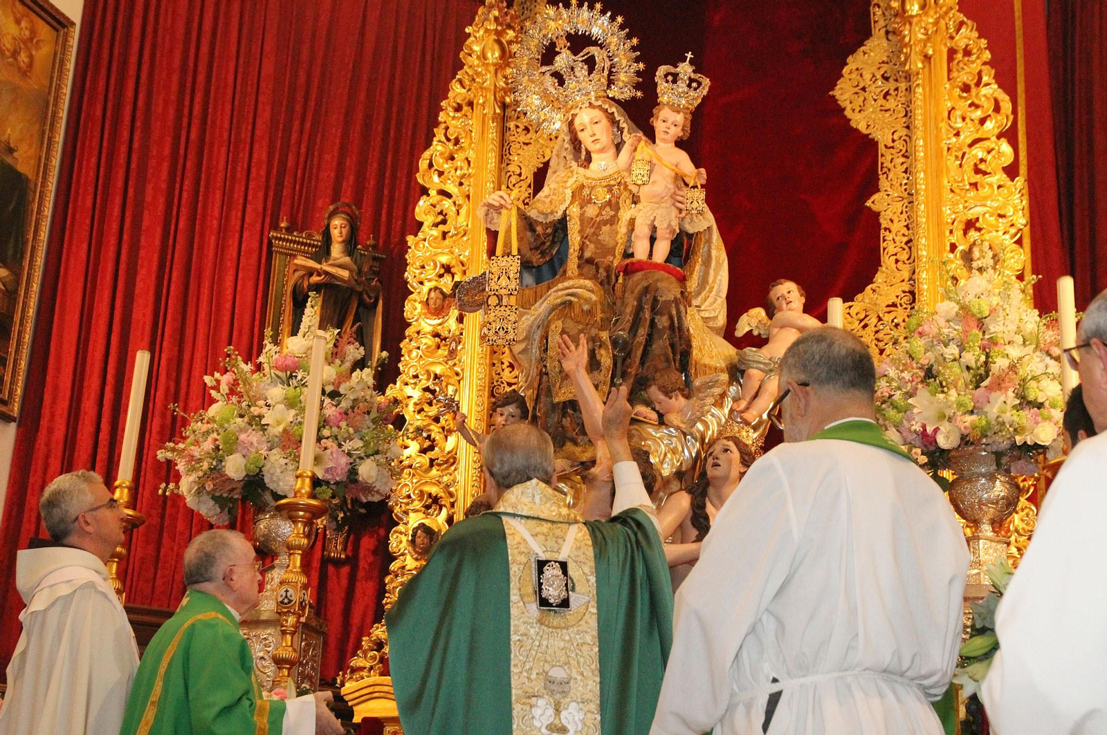 Imágenes de la bendición de la Virgen del Carmen