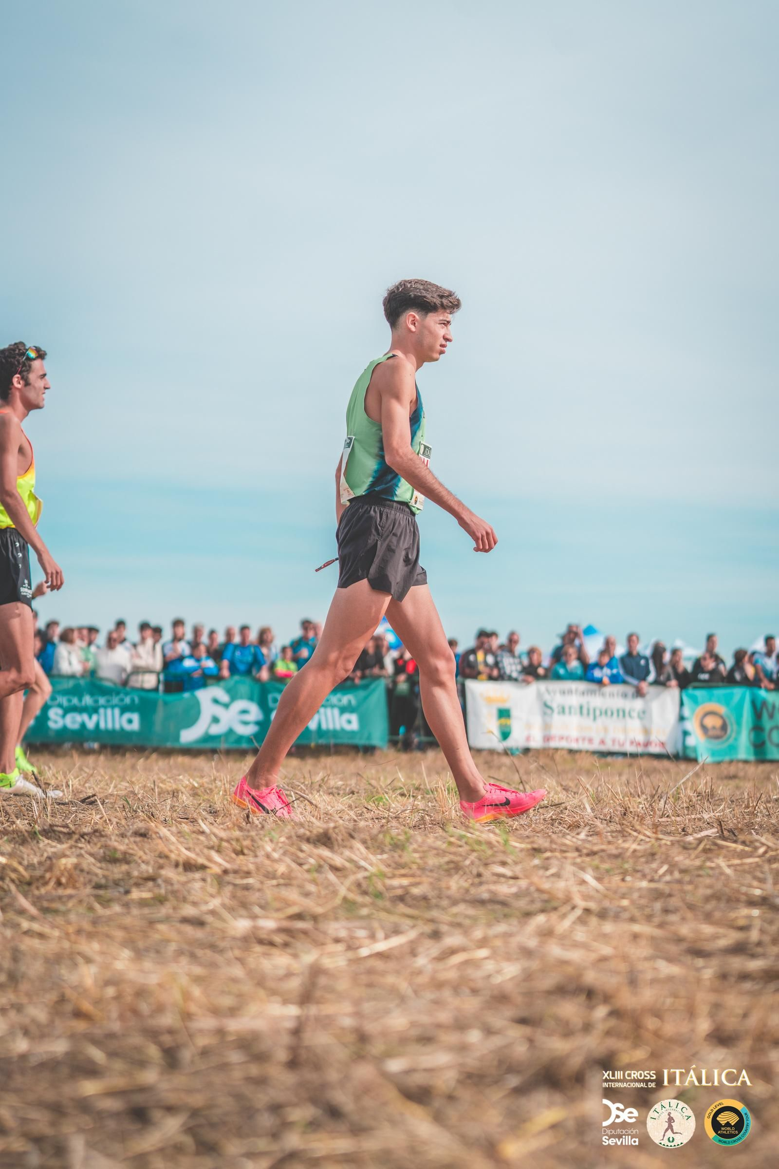 Búscate en las fotos del Cross de Itálica 2025 | 12