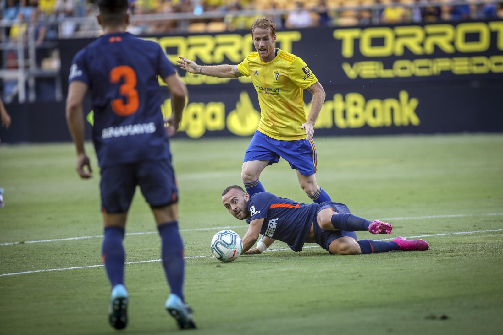 Partido de presentación entre el Cádiz CF y el Málaga CF en imágenes Partido de presentación entre el Cádiz CF y el Málaga CF en imágenes