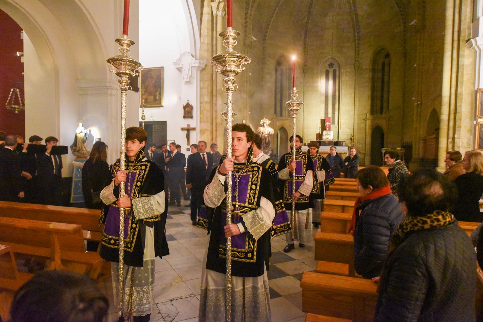 Las fotos del vía crucis de la hermandad de la Buena Muerte
