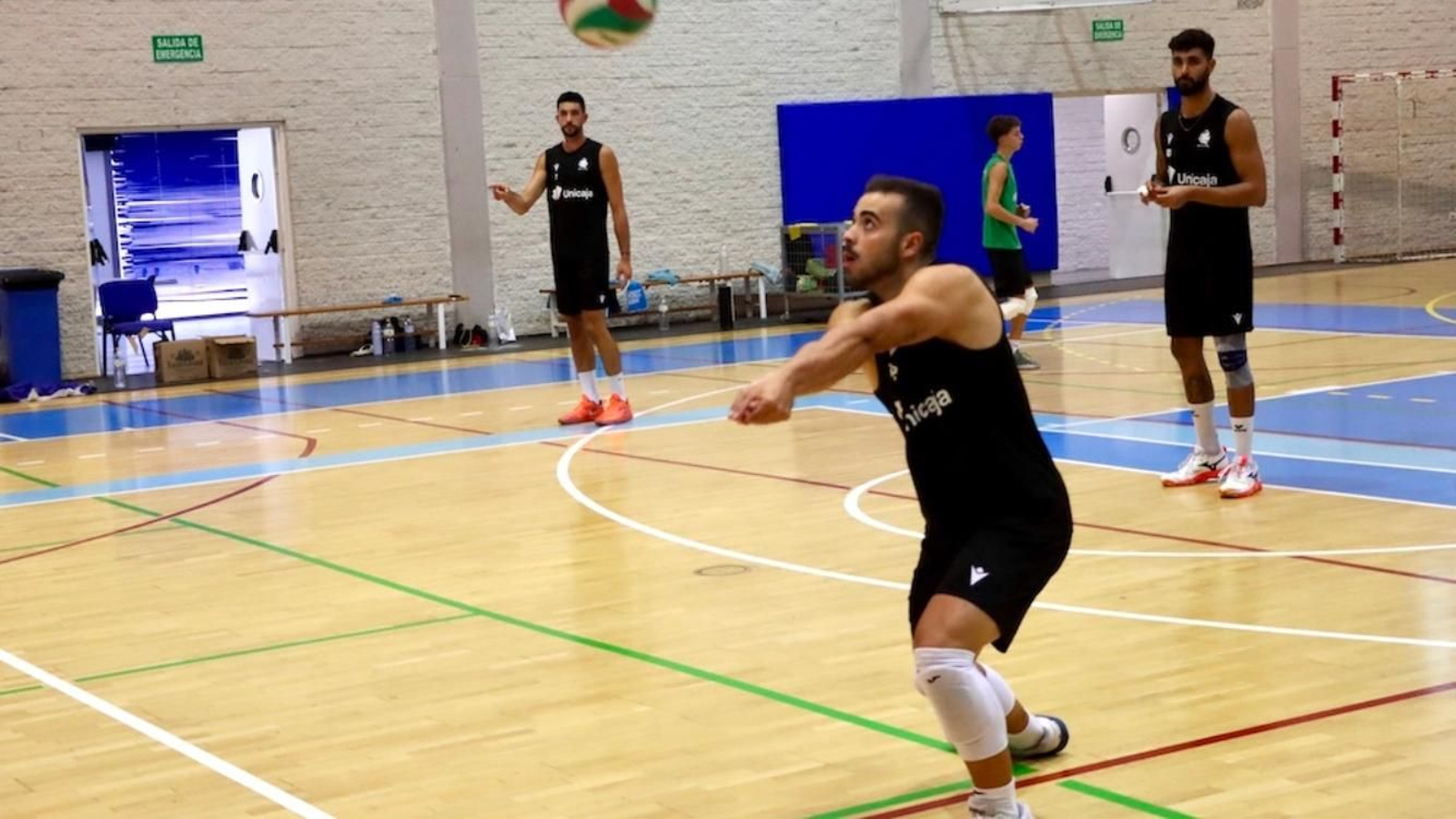 Álex Moya sumará una nueva temporada más en el equipo ahorrador.