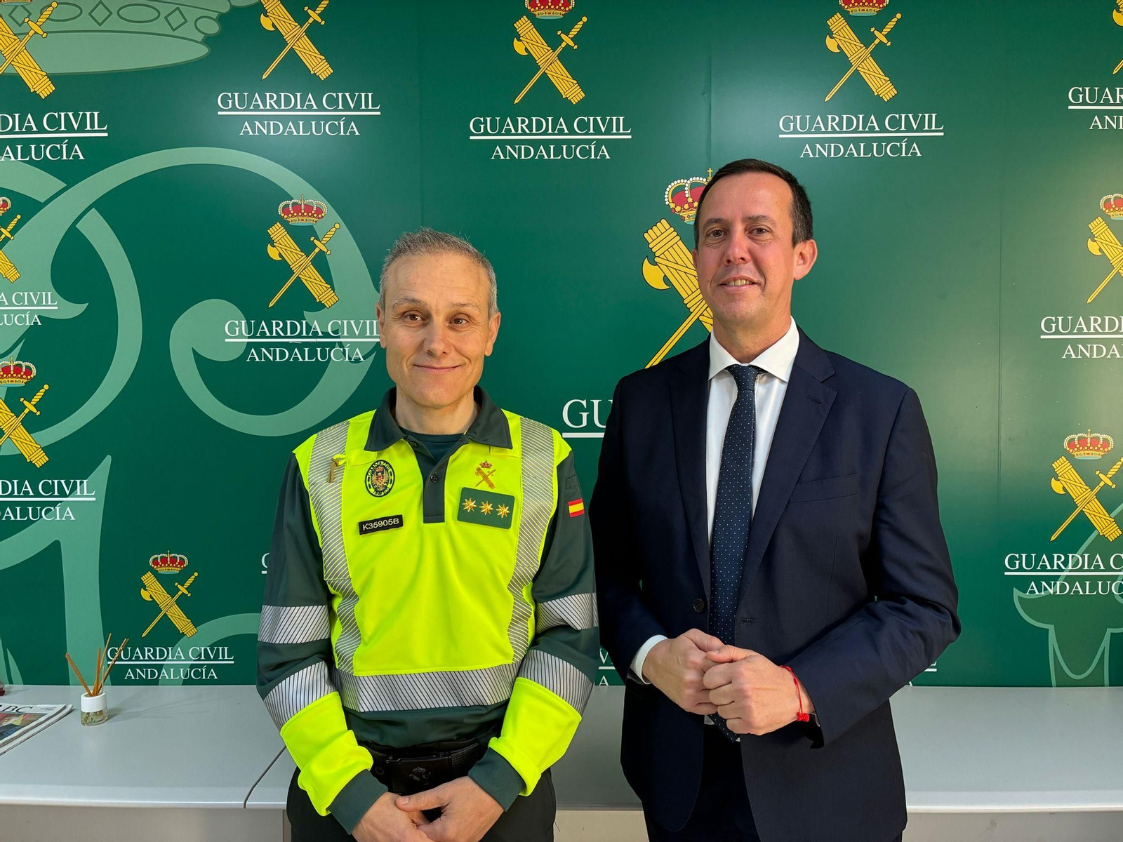 El coronel Pedro Herrera y el subdelegadao José María Martín.