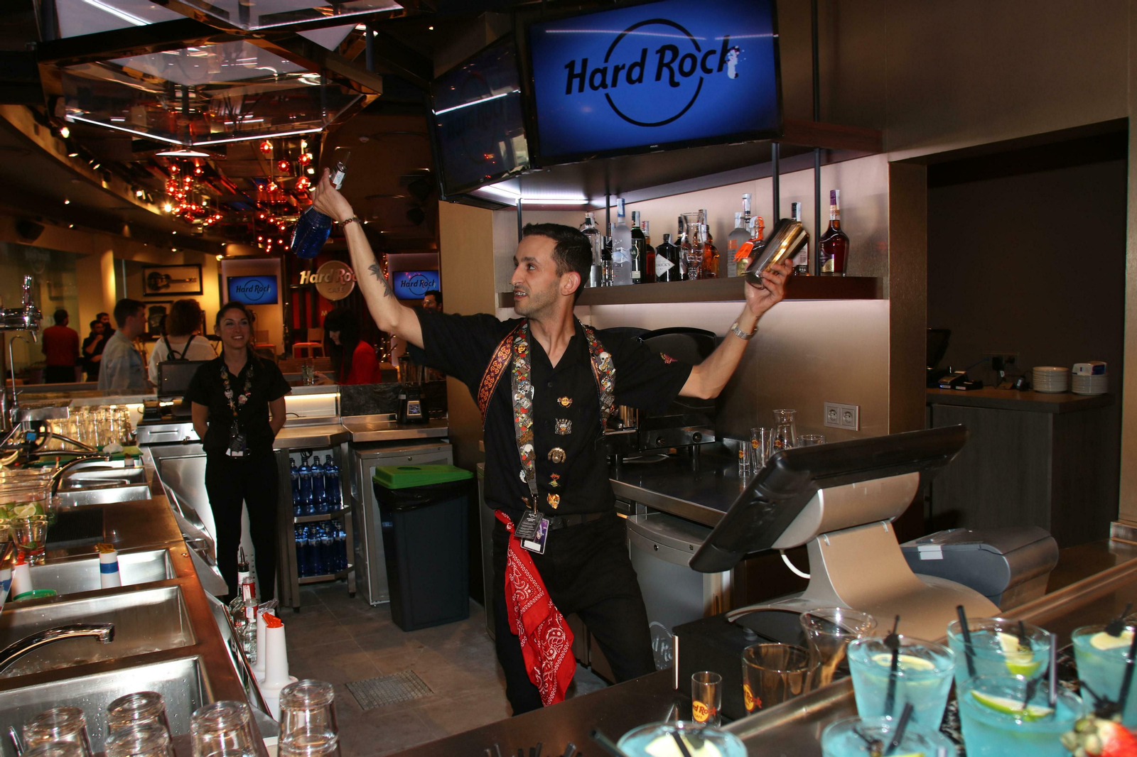 Las imágenes del Hard Rock Café en Muelle Uno de Málaga