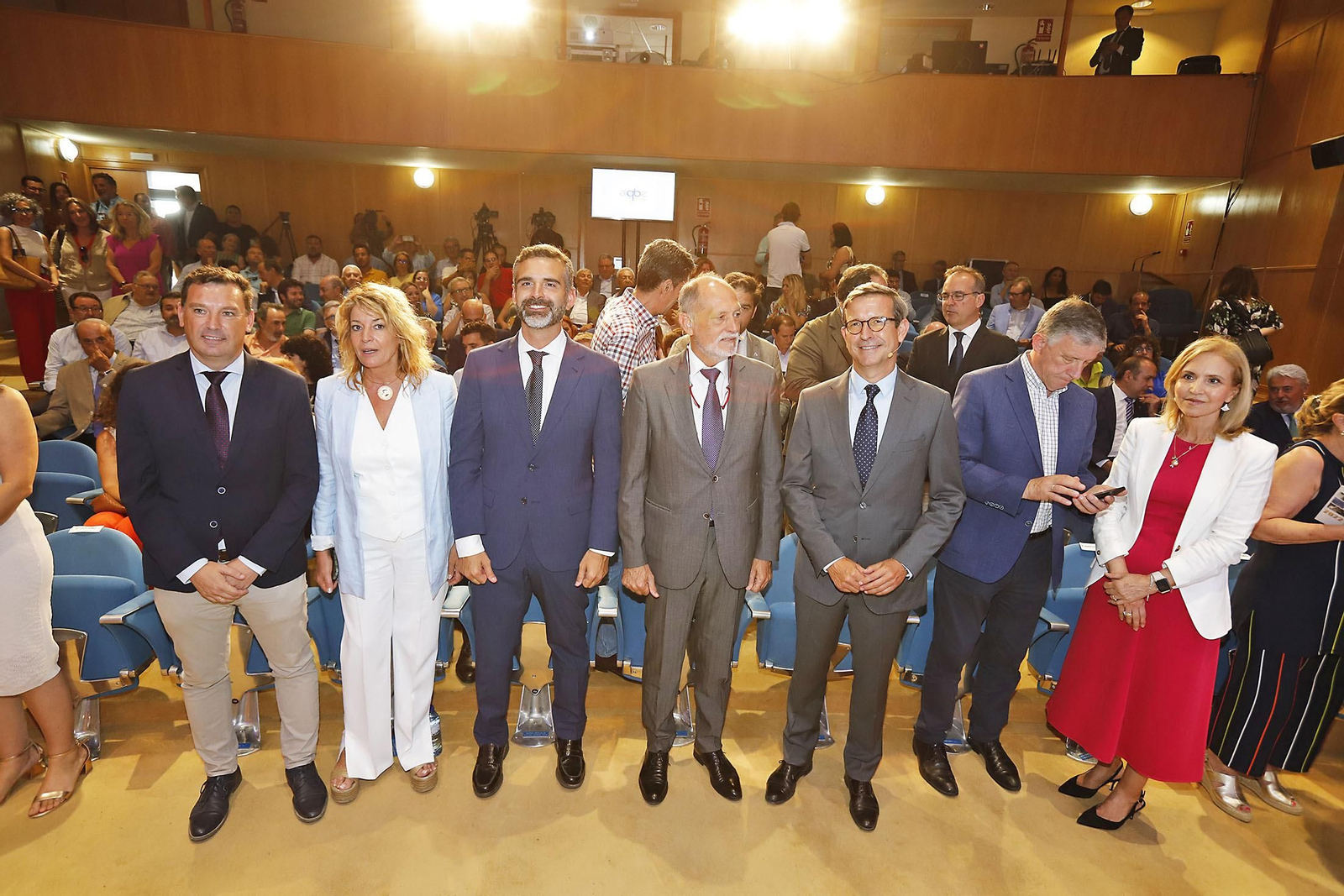 Imágenes de la Presentación de la memoria anual de la Asociación de Industrias Químicas, Básicas y Energéticas de Huelva (Aiqbe)