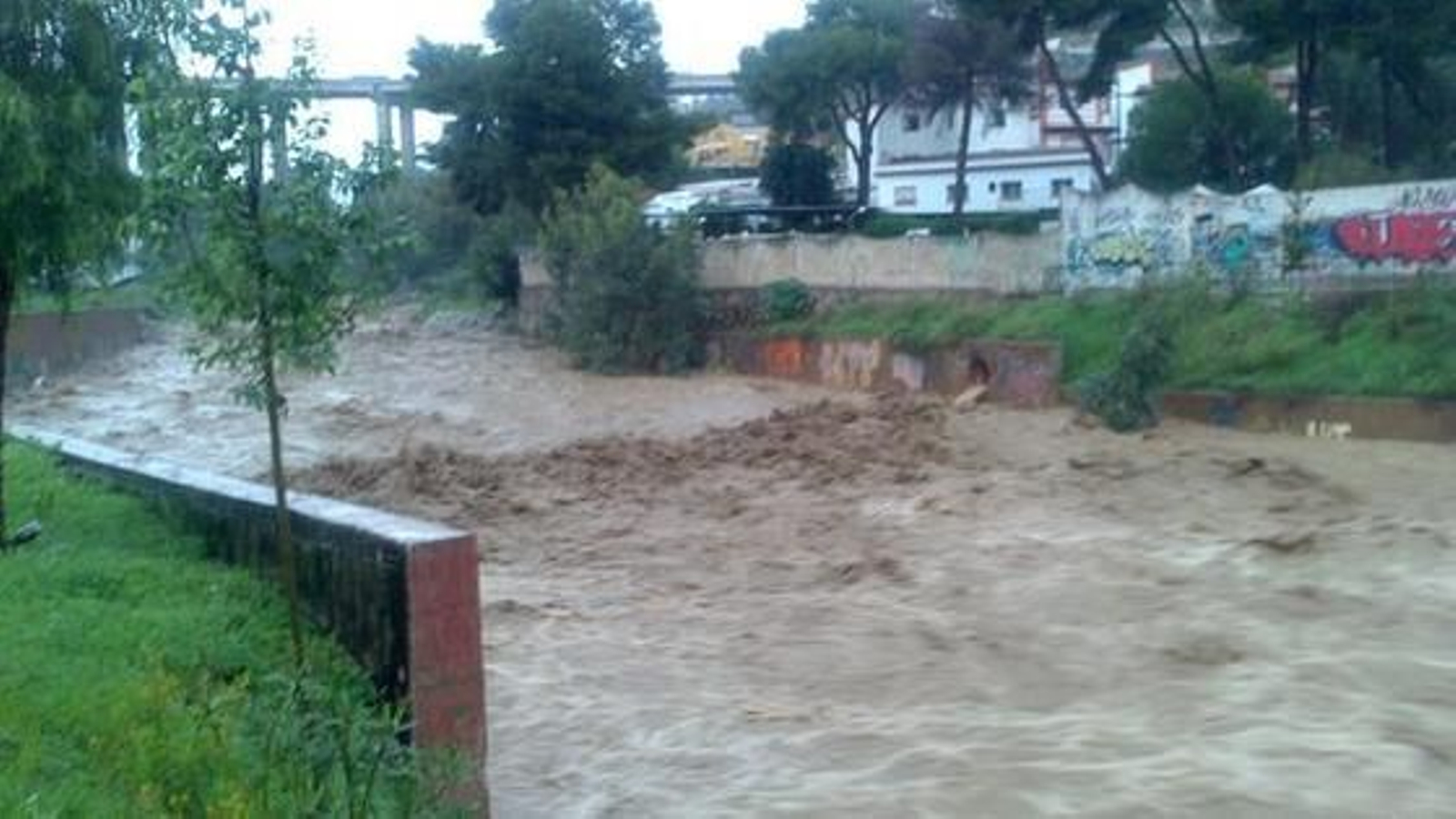 Inundaciones en la capital 

Foto: Twitter