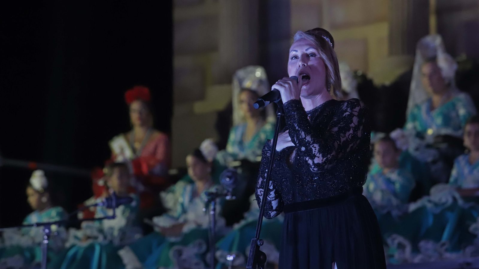Fotos de la Coronación de las Reinas y Damas de la Feria de La Línea 2022