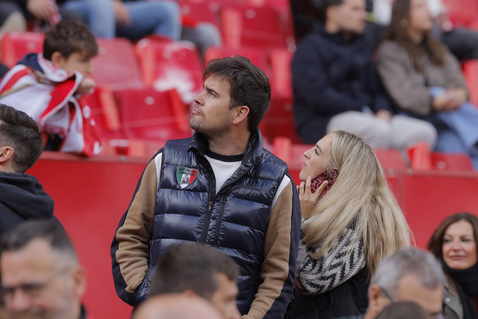 Búscate en las fotos del Sevilla -Betis