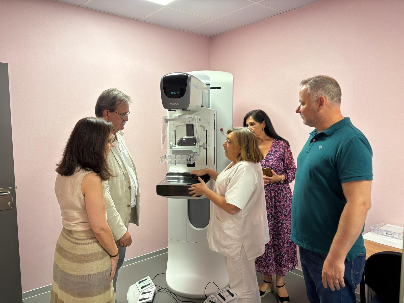Salud incorpora un nuevo servicio de mamografía en el Centro de Salud El Juncal Salud incorpora un nuevo servicio de mamografía en el Centro de Salud El Juncal