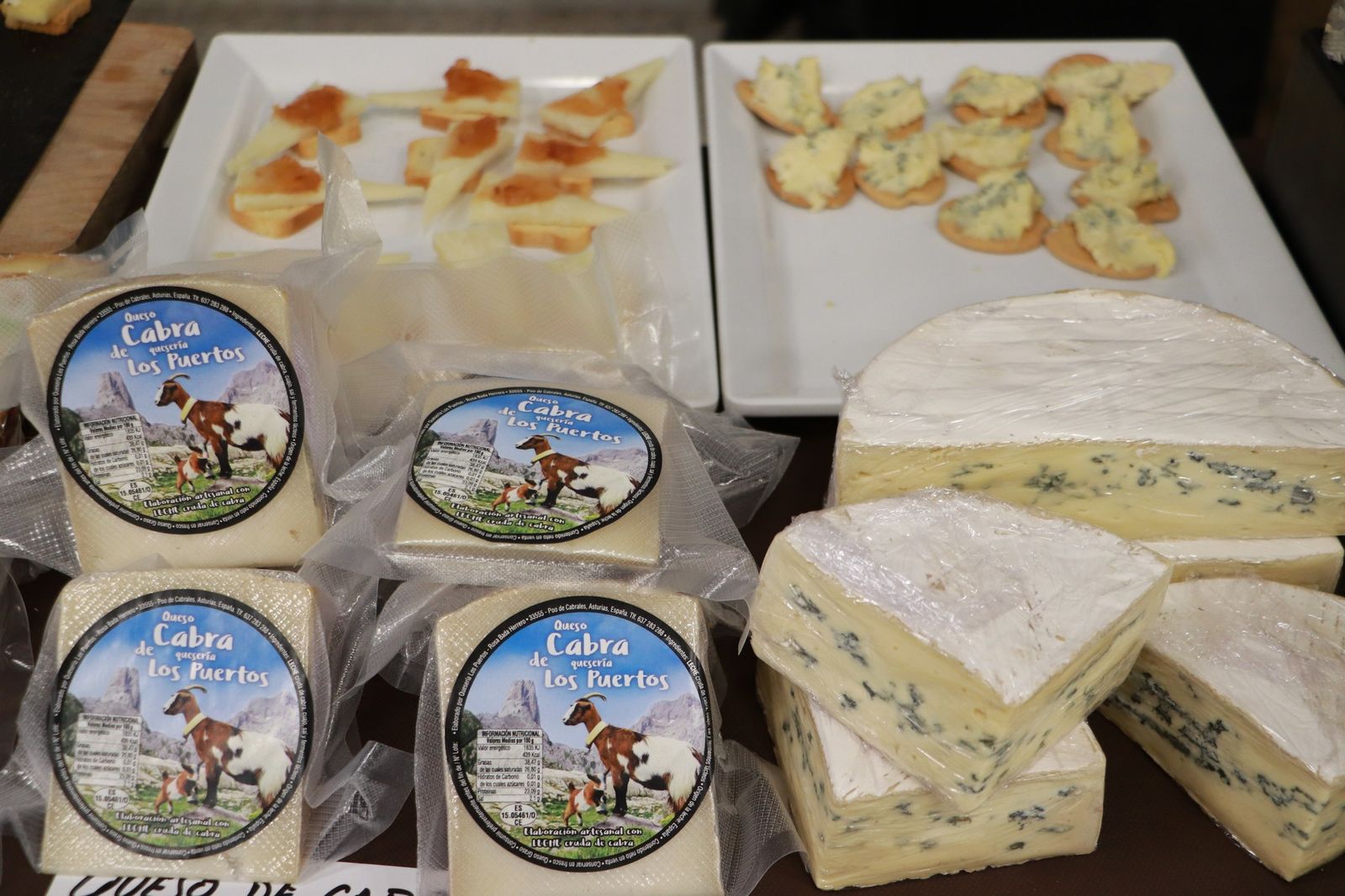 Un paseo en imágenes por la Feria del Queso de Los Pedroches