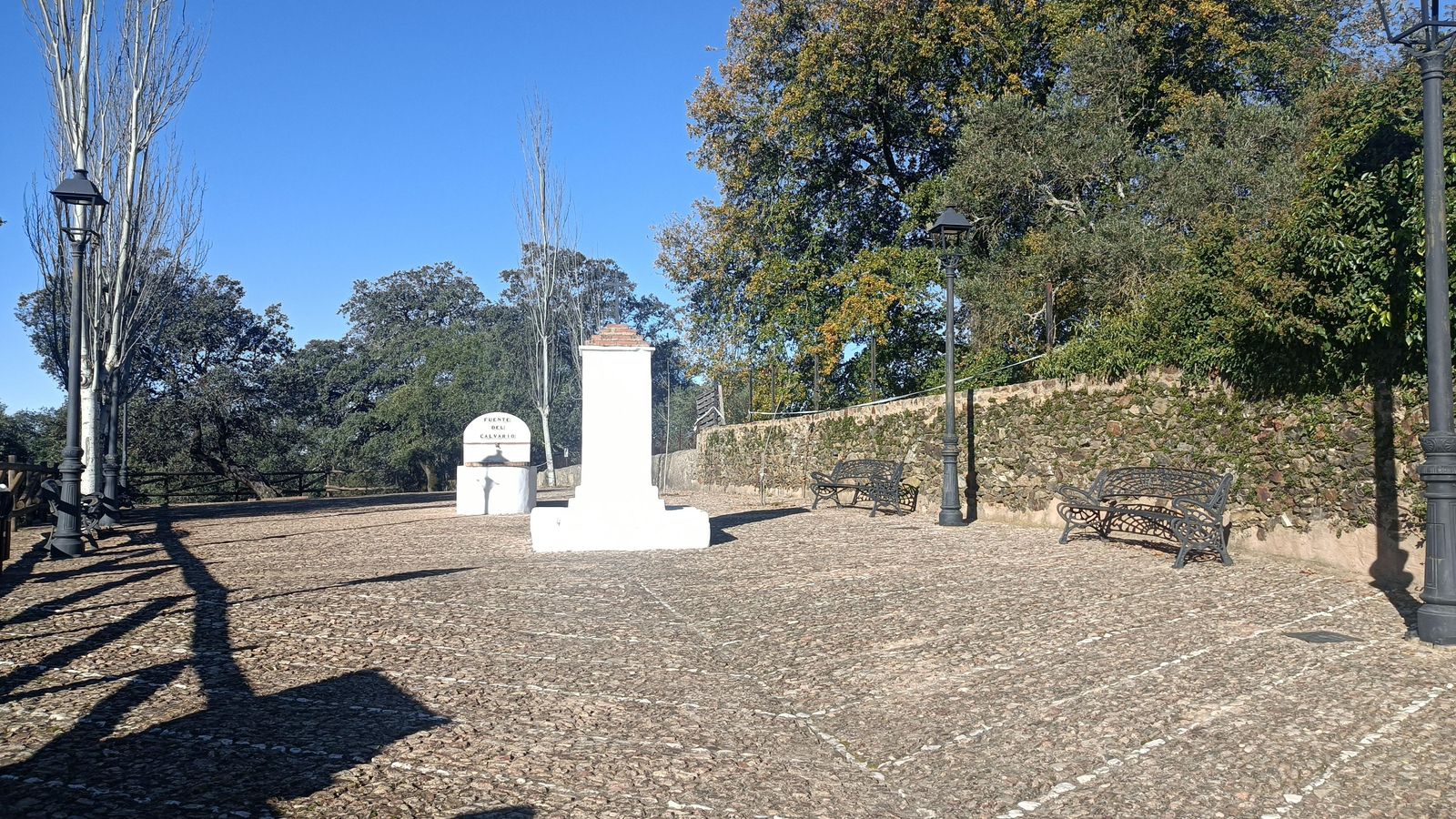 Fuente del Calvario, en Castaño del Robledo