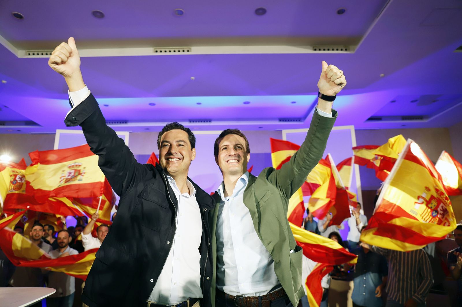Juanma Moreno y Pablo Casado, en el acto de Málaga.