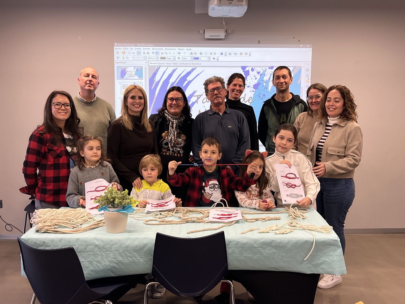 Taller anudados al mar en el Aula del Mar de Roquetas