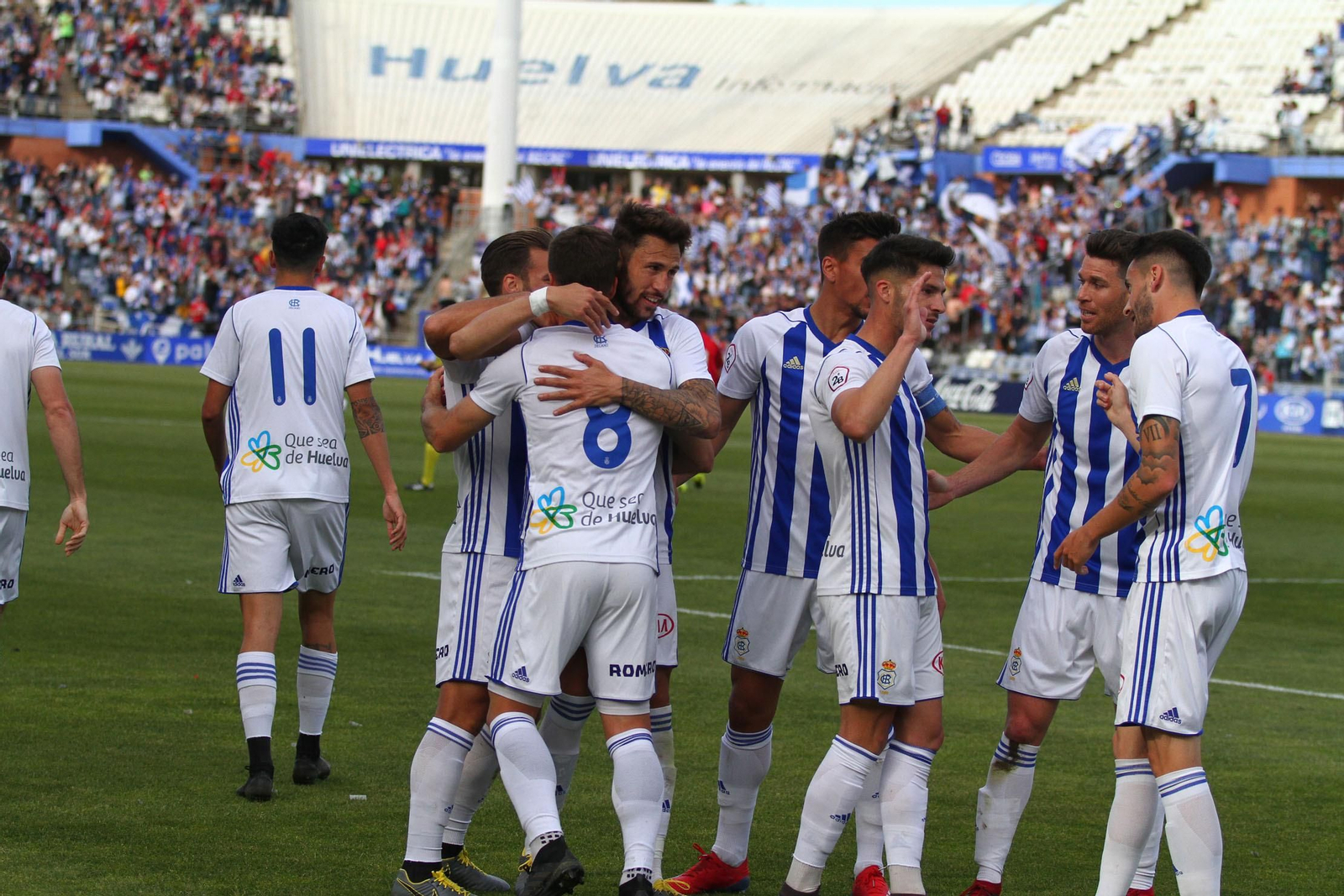Imágenes del encuentro entre el Recreativo de Huelva y el San Fernando