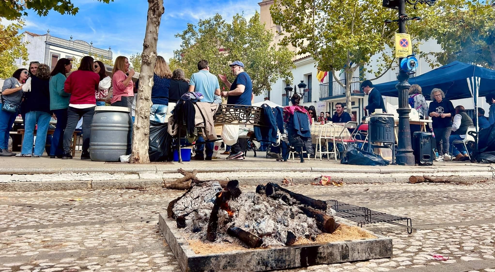 Vuelven las tradicionales Candelas del pueblo onubense del ibérico más apreciado