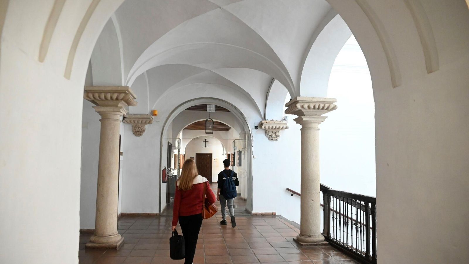 Interior de la Facultad de Filosofía y Letras de la UCO.