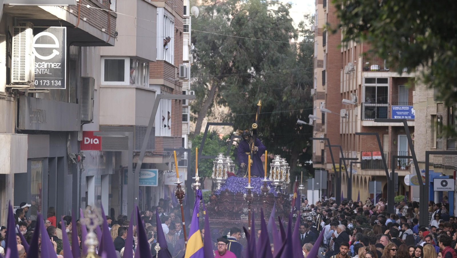 La procesión de Pasión en Almería, en imágenes