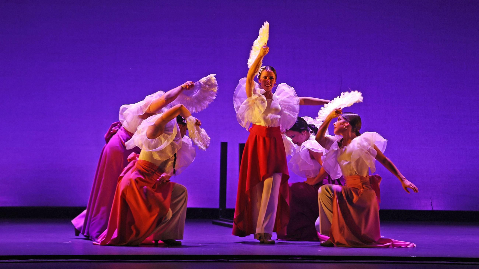 El Ballet Flamenco de Cádiz con 'Acuarela con sal' en el Festival de Jerez