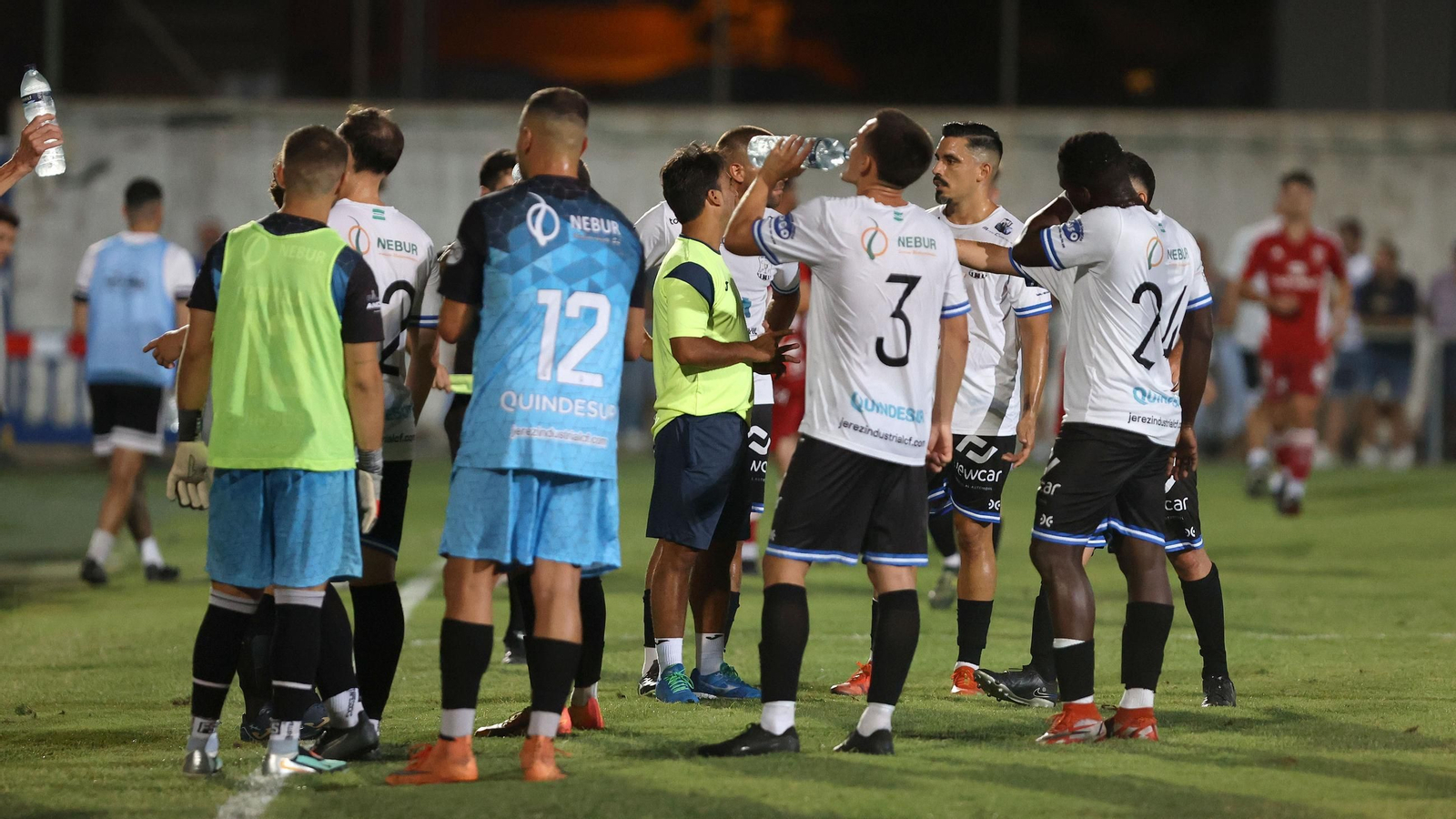 Imágenes del Trofeo Pedro Garrido entre el Jerez Industrial y el Xerez CD