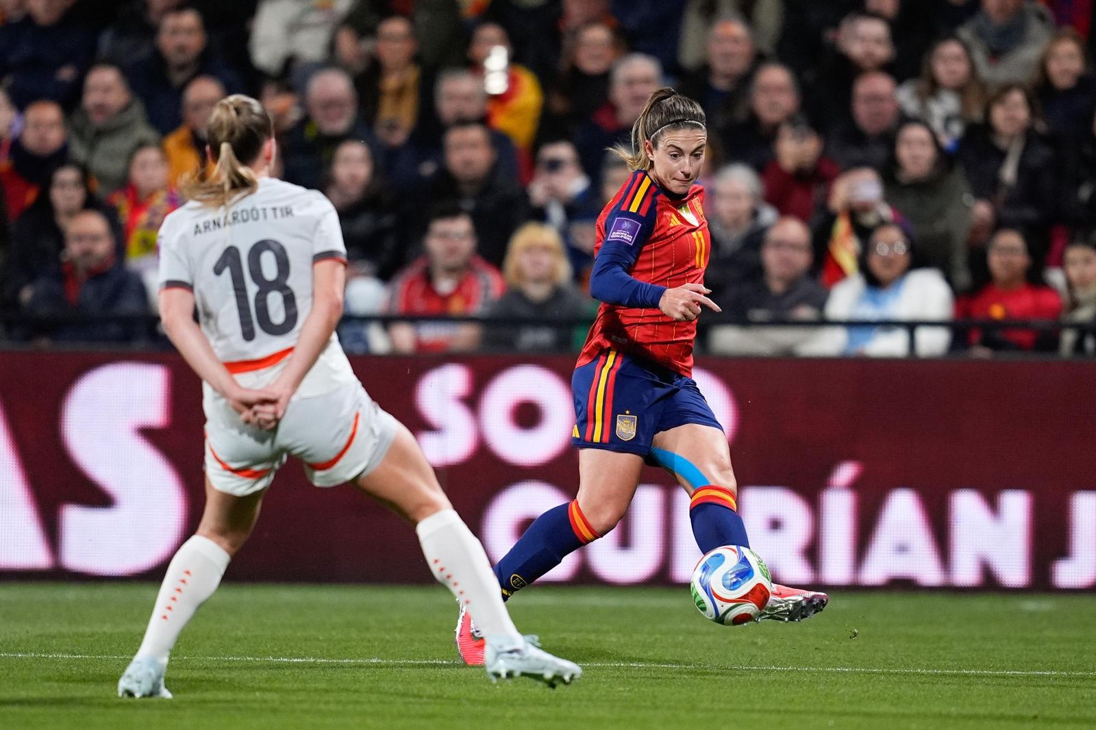 Las fotos del España-Islandia de fútbol femenino