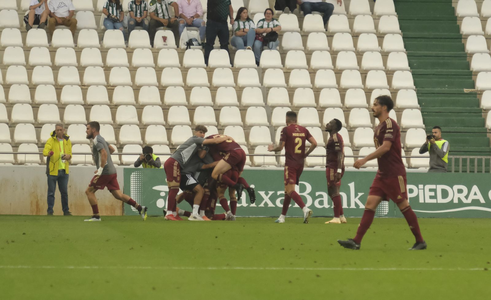 Las mejores fotos del ambiente en El Arcángel en el Córdoba CF - Badajoz