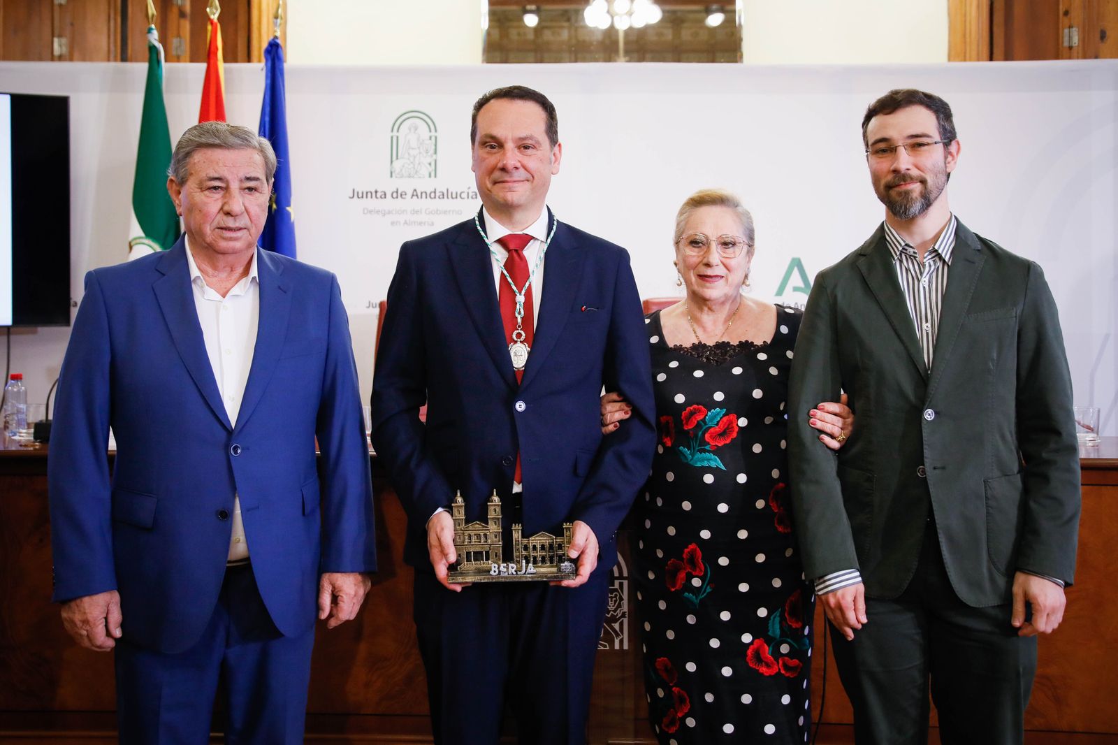 Juan Manuel Martín Robles ingresa como académico de Historia de Andalucía y te lo contamos en imágenes