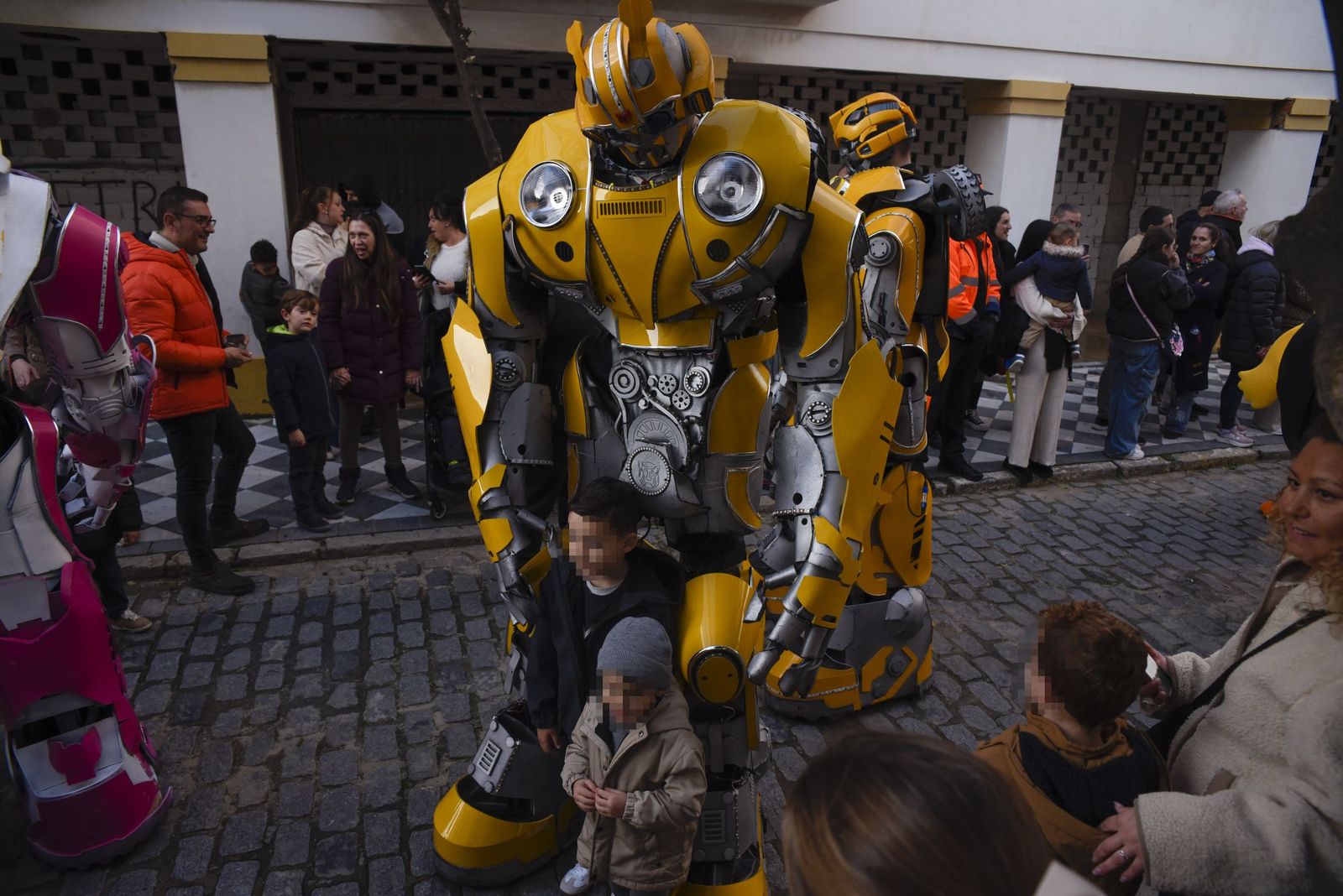 Búscate en las fotos de la cabalgata de Reyes Magos 2026 en San Roque