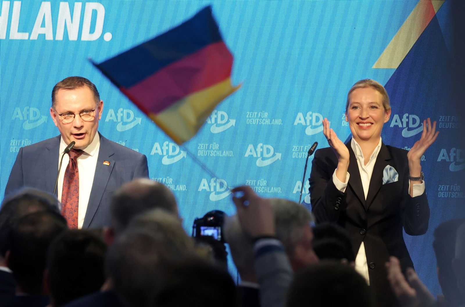 Los líderes de AfD, Tino Chrupalla  y Alice Weidel.
