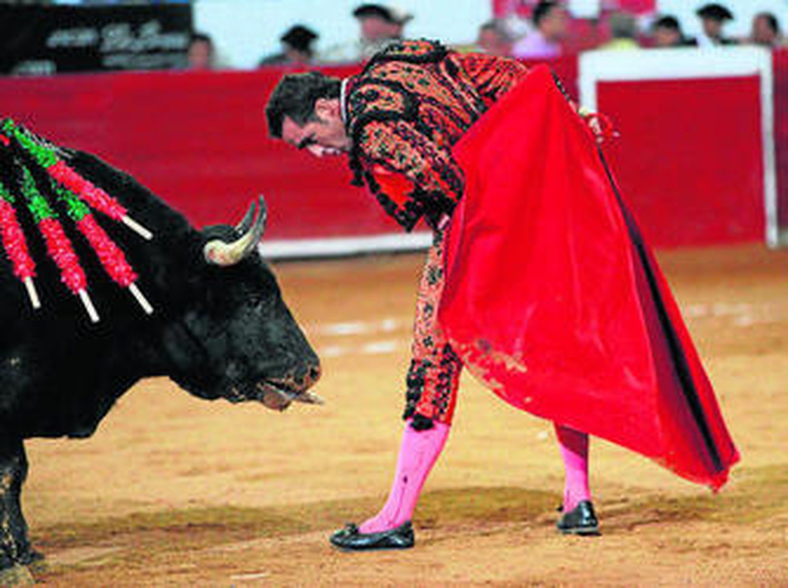 El diestro granadino David Fandila 'El Fandi', en un desplante.