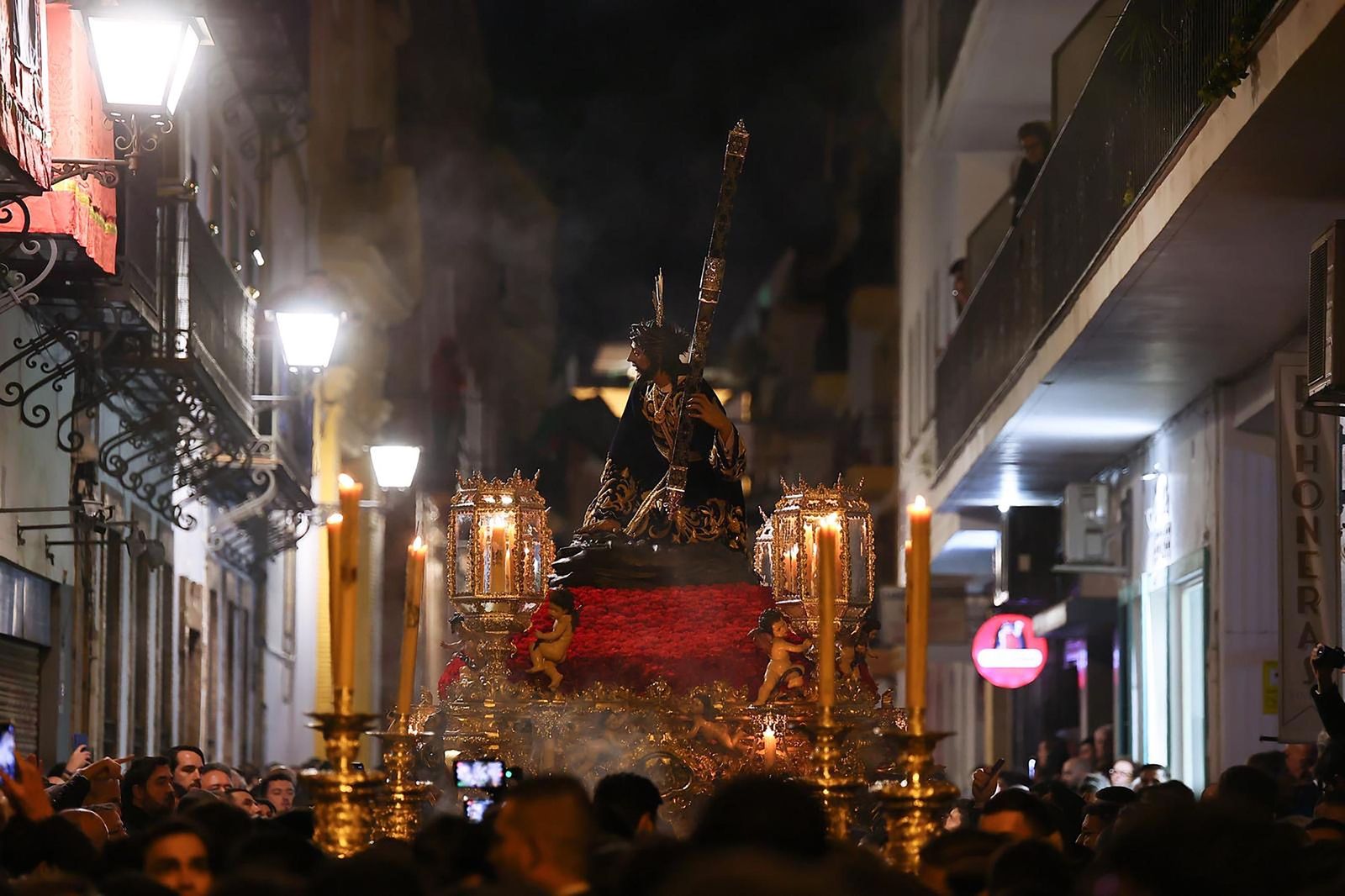 Las fotos de la salida extraordinaria de Nuestro Padre Jesús de las Penas