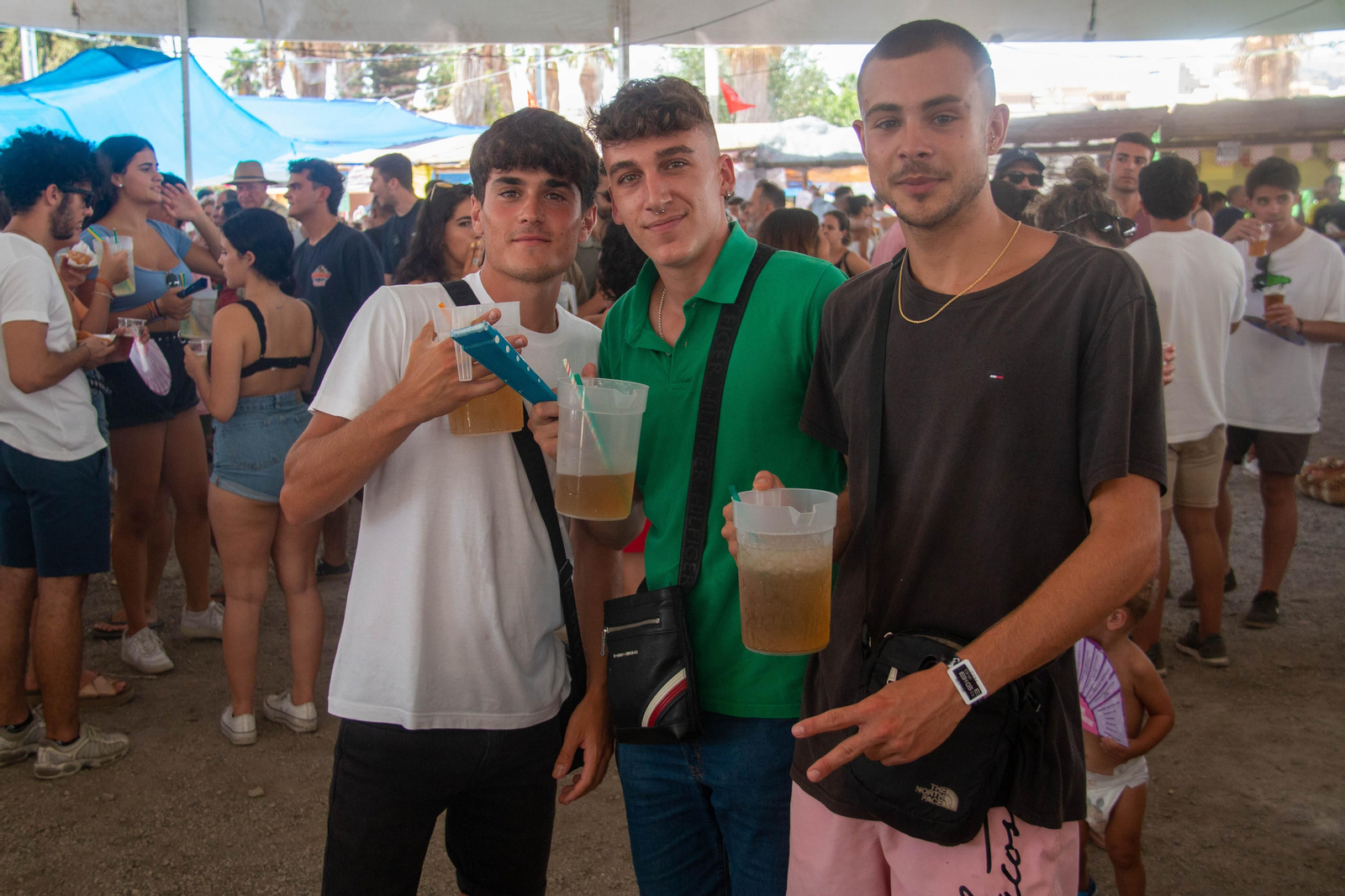 ¿No te has perdido el primer día de Feria de Almuñécar? ¡Búscate!