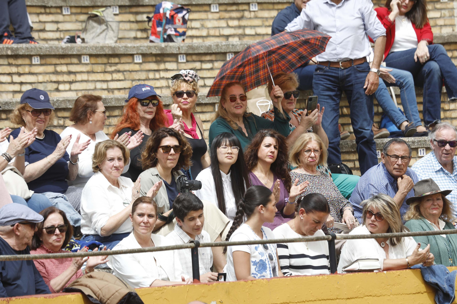 La clase magistral de tauromaquia organizada por Miguelete, en imágenes